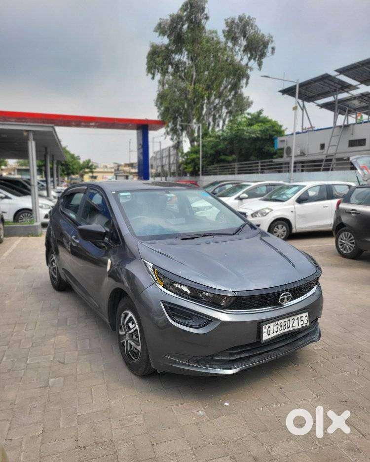 Tata Altroz 1.2 Xe, 2022, Petrol