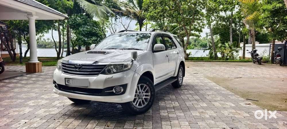 Toyota Fortuner 4x4 Mt 2.8 Diesel, 2014, Diesel