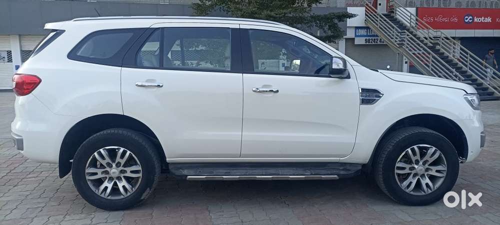 Ford Endeavour 3.2 Titanium 4x4 At, 2017, Diesel