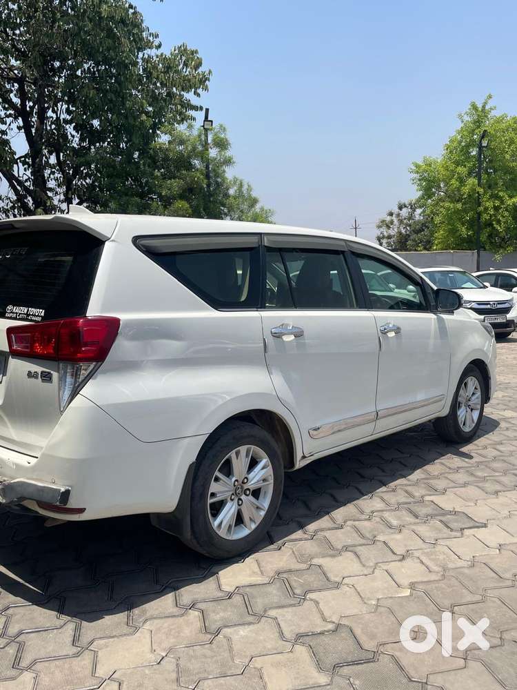 Toyota Innova Crysta 2.8z Automatic, 2019, Diesel