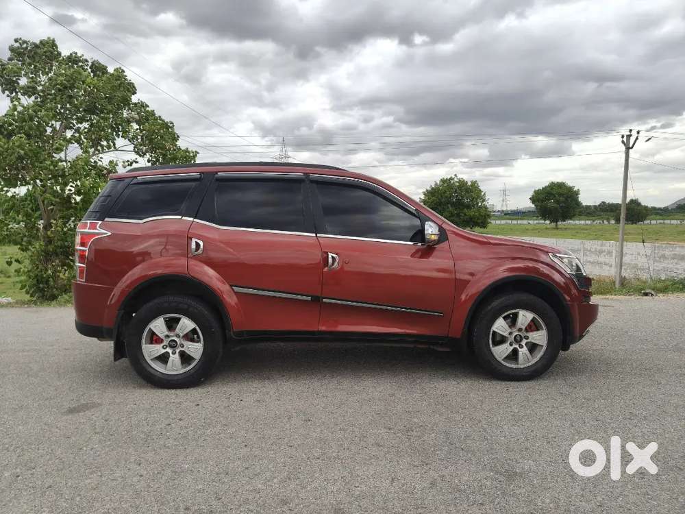 Mahindra Xuv500 2015 Diesel 125000 Km Driven