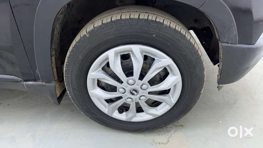 Mahindra Kuv 100 Mfalcon G80 K6 5str, 2016, Petrol