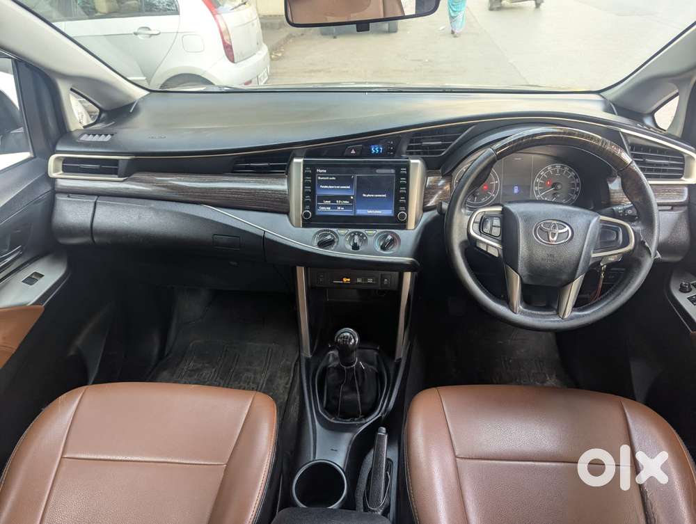 Toyota Innova Crysta 2.4 G Mt 8s, 2022, Diesel