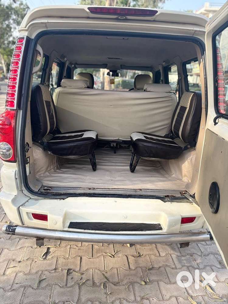 Mahindra Scorpio Vlx 2013 Diesel Well Maintained