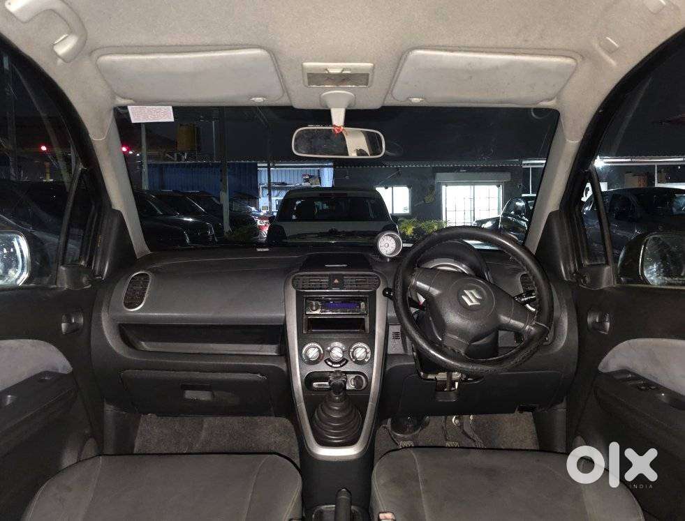 Maruti Suzuki Ritz Vxi, 2011, Petrol