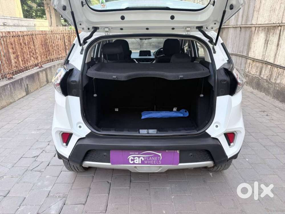 Tata Nexon Amt Xza Plus, 2023, Petrol