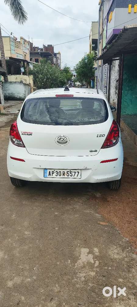 Hyundai I20 Asta Petrol 2013