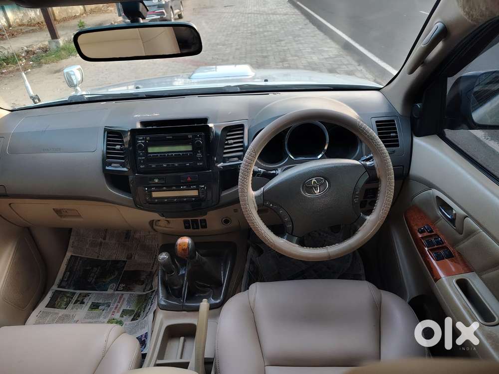 Toyota Fortuner 3.0 4x4 Manual, 2010, Diesel