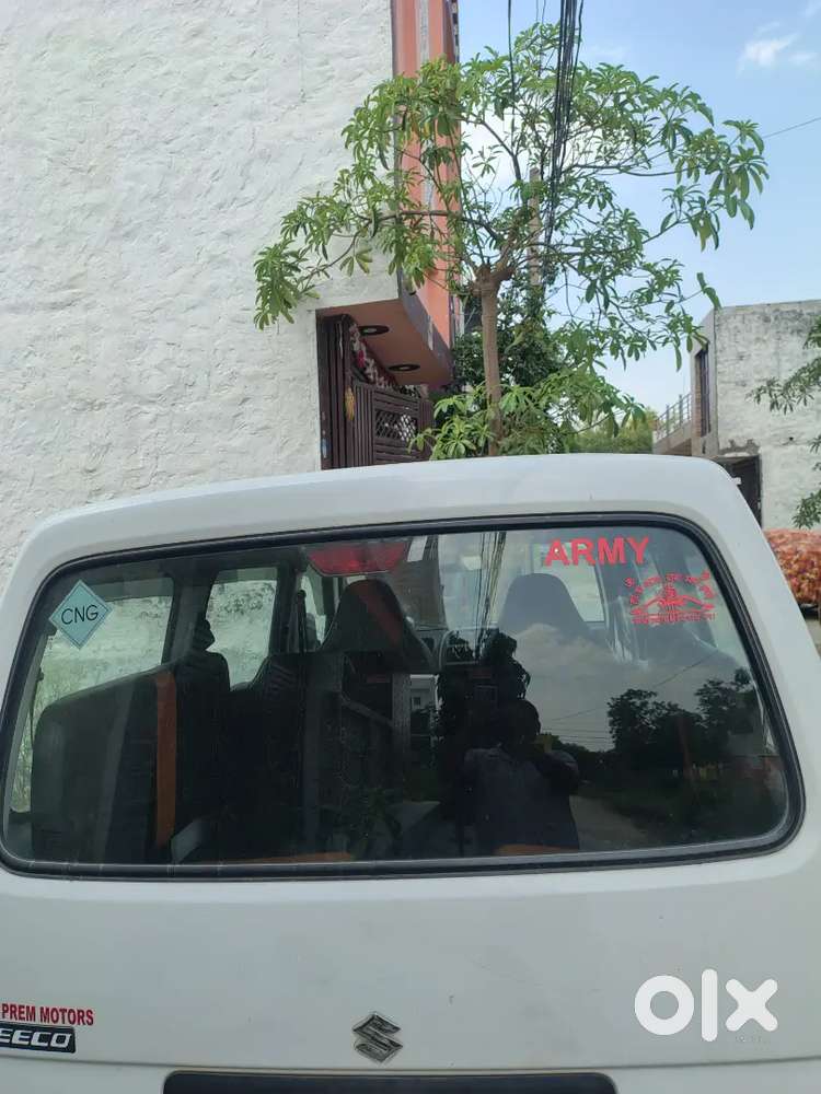 It's Army Person Veh And Coy Fitted Cng Or Ac Good Condition