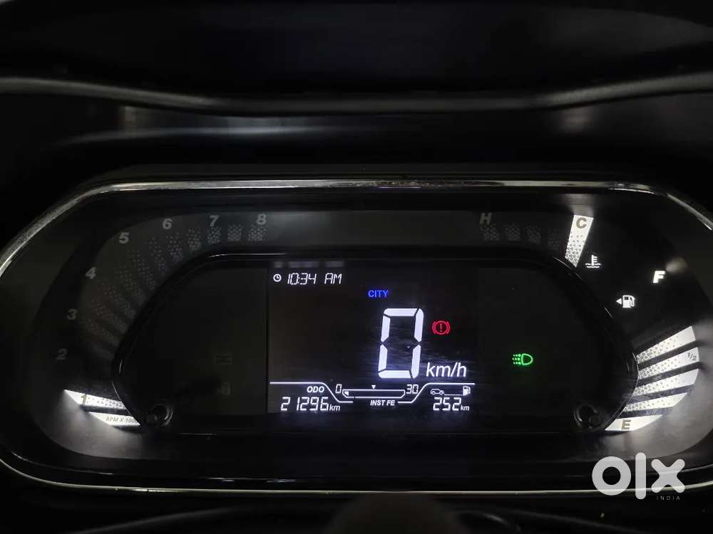 Tata Nexon Xm 1.2 Petrol Bs6  Foliage Green  Excellent Condition