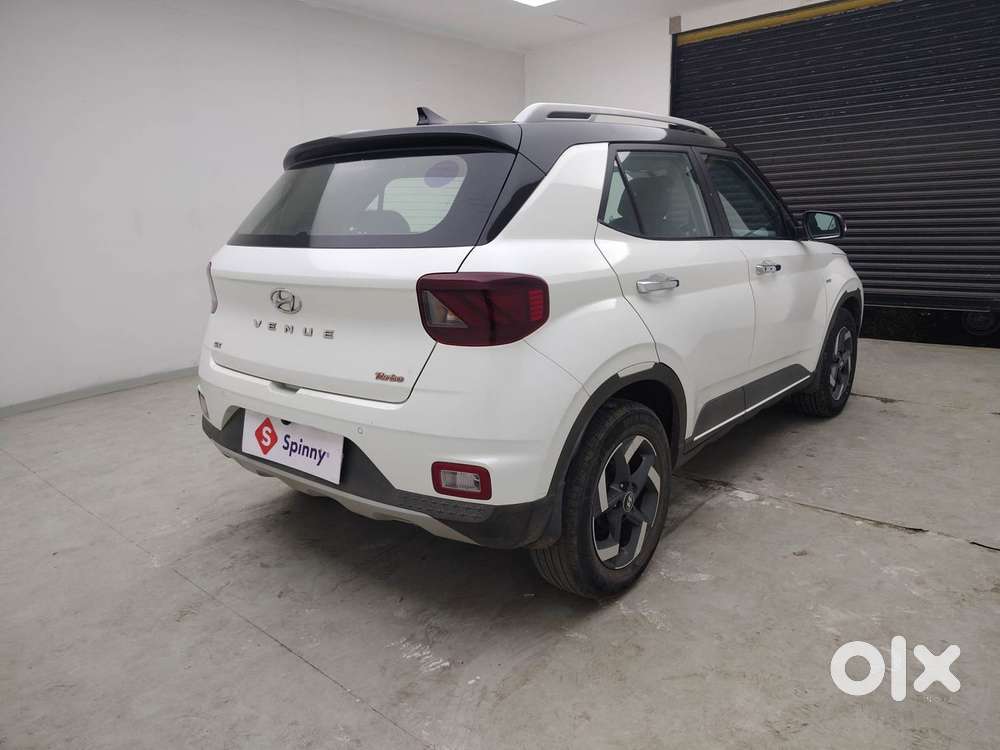 Hyundai Venue 1.0 Sx Turbo Dct, 2020, Petrol