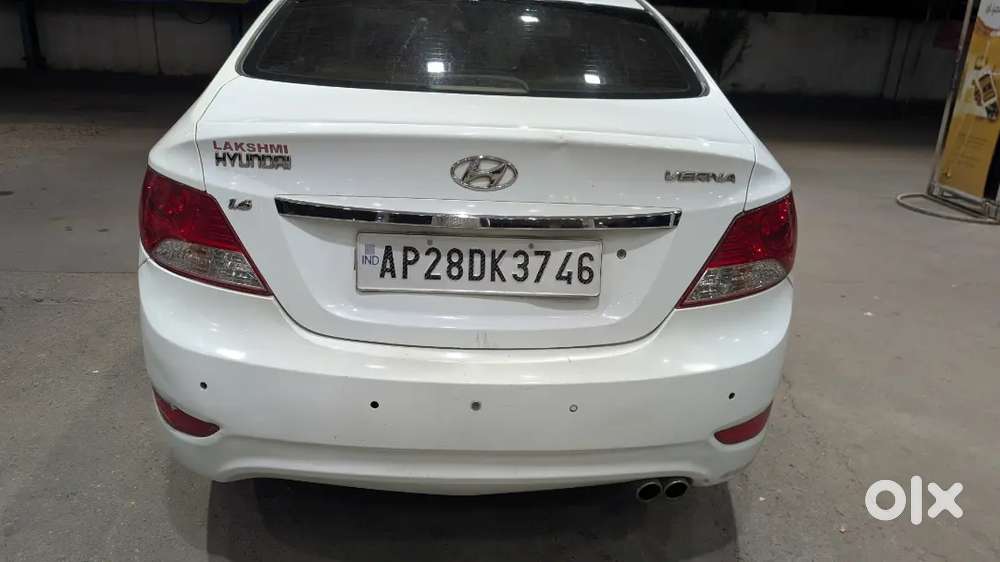 Hyundai Verna Fludic 1.6 Vtvt Bsiv 2011 Petrol