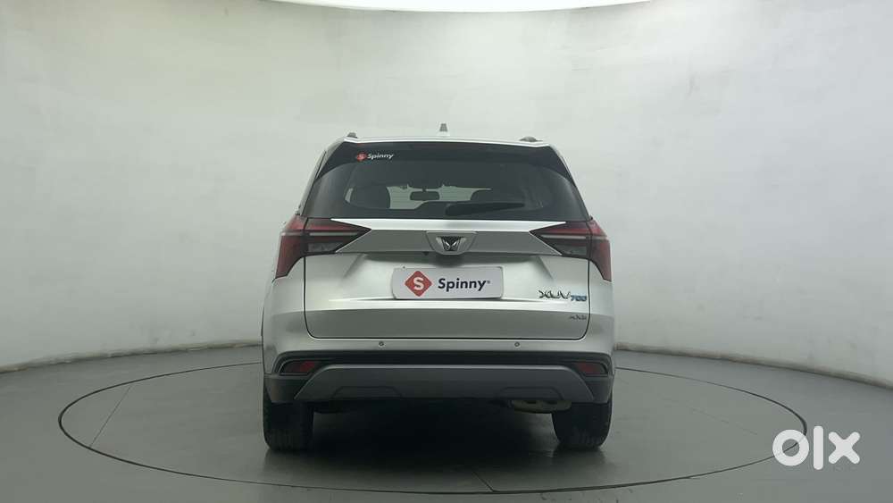 Mahindra Xuv700 2.0 Ax 5 Petrol At Str, 2022, Petrol
