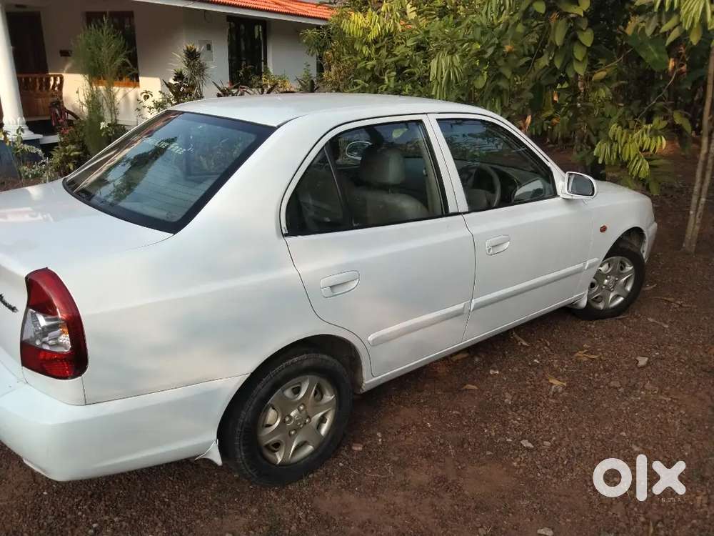 115000 Km Driven
Automatic Door
A/c
Test Pending 
New Painting