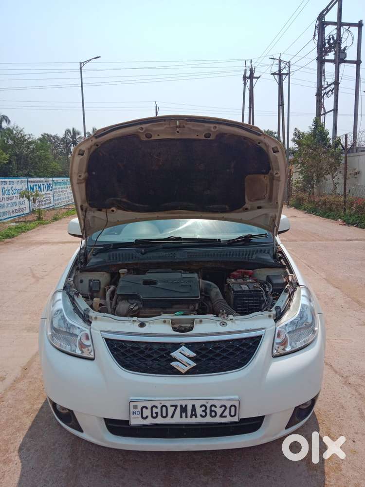 Maruti Suzuki Sx4 Vxi Bsiv, 2010, Petrol