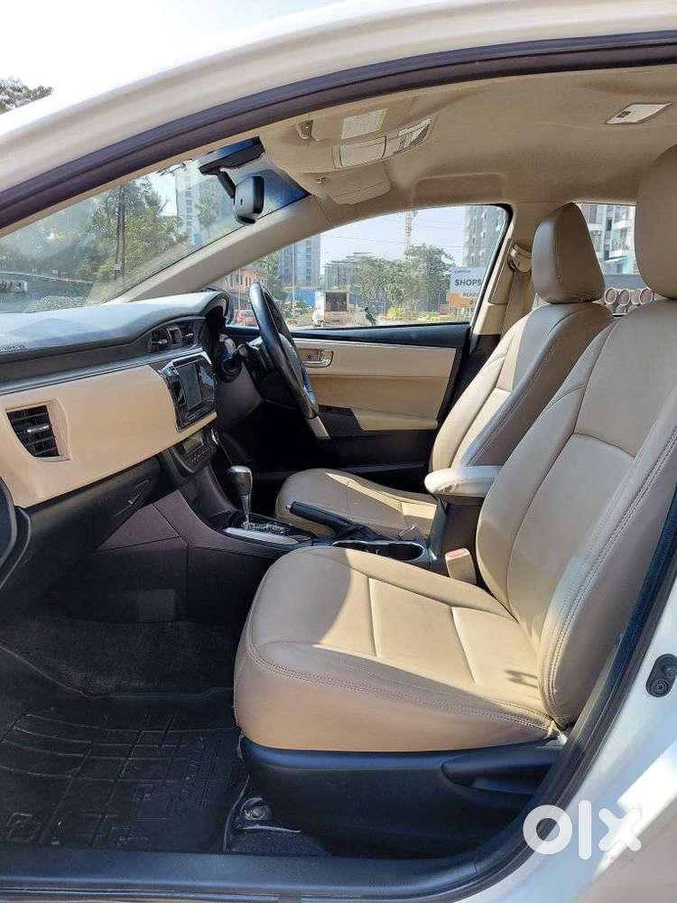 Toyota Corolla Altis [2014-2017] 1.8 G Cvt, 2015, Petrol