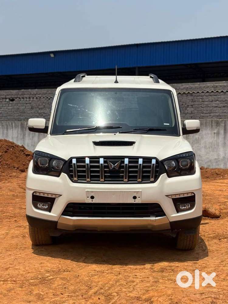 Mahindra Scorpio Classic, 2022, Diesel