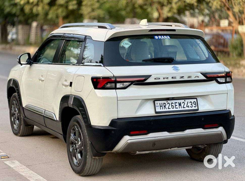 Maruti Suzuki Brezza Zxi S-cng, 2023, Cng & Hybrids