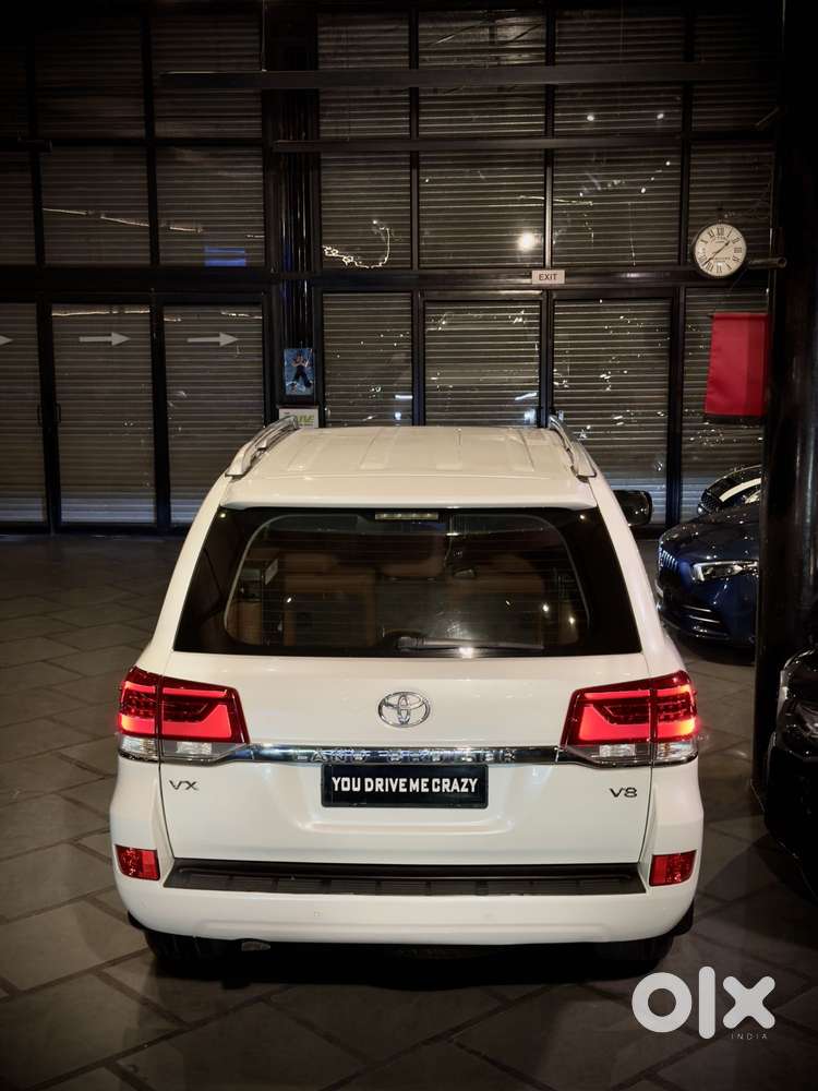 Toyota Land Cruiser [2015-2020] 4.5 Vx Lc 200, 2018, Diesel