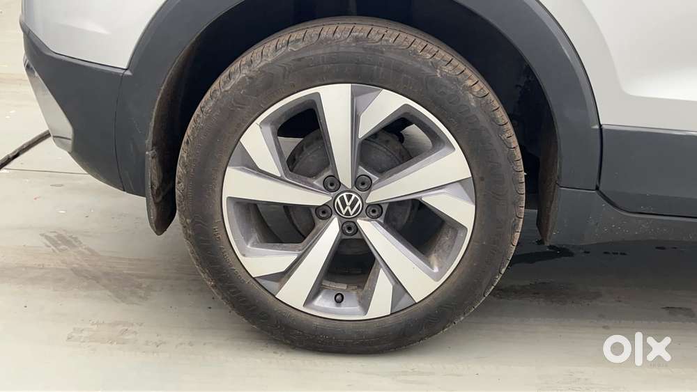 Volkswagen Taigun Topline 1.0 Tsi At (electric Seats), 2021, Petrol