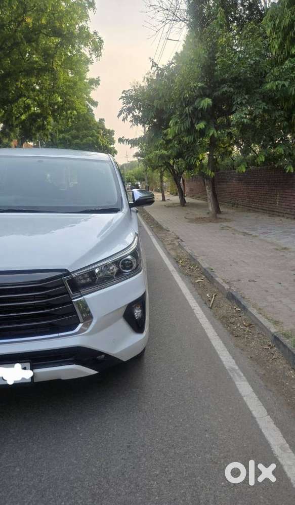 Toyota Innova Crysta Zx 2.4 Diesel 7 Seater, 2022, Diesel