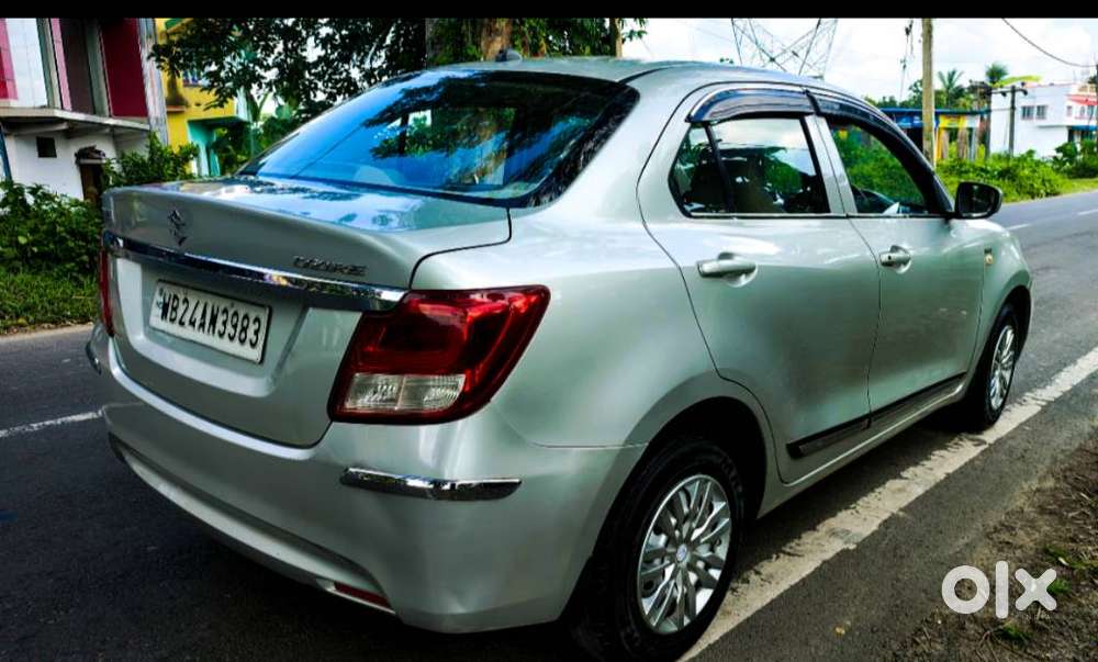 Maruti Suzuki Dzire 1.2 Lxi, 2017, Petrol