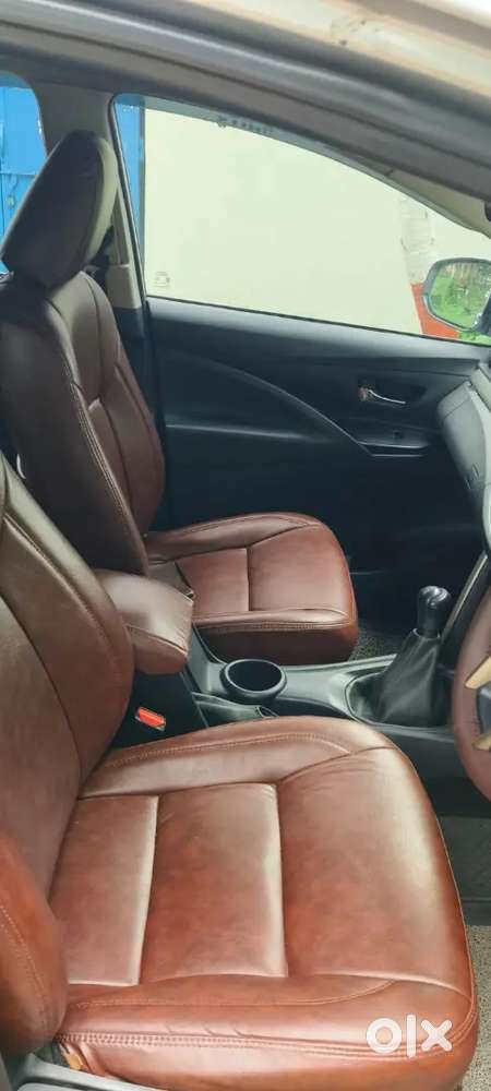 Toyota Innova Crysta 2019