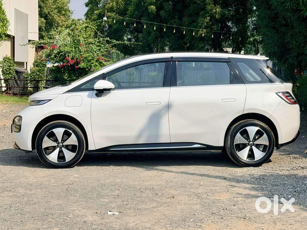Mg Windsor Ev Essence, 2025, Electric