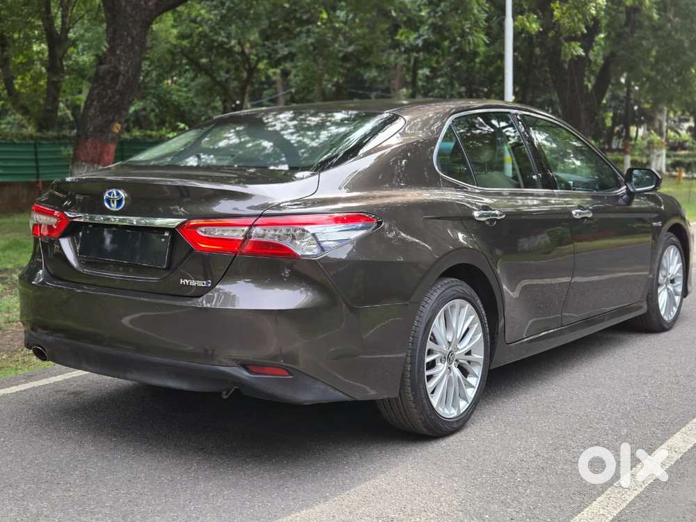 Toyota Camry Hybrid, 2021, Petrol