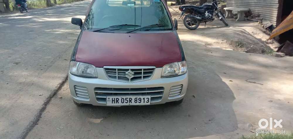 Red Maruti Suzuki