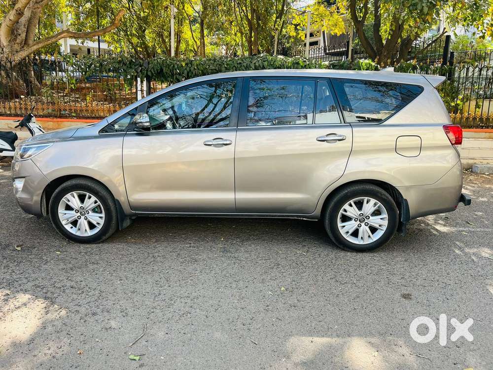 Toyota Innova Crysta