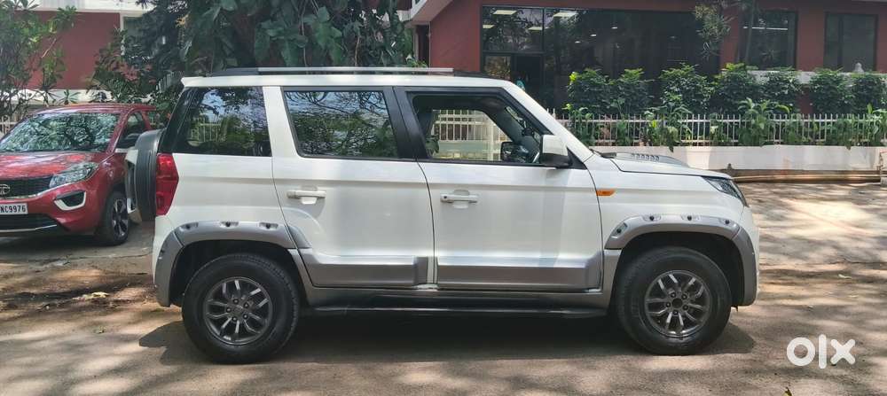 Mahindra Tuv 300 T10, 2018, Diesel