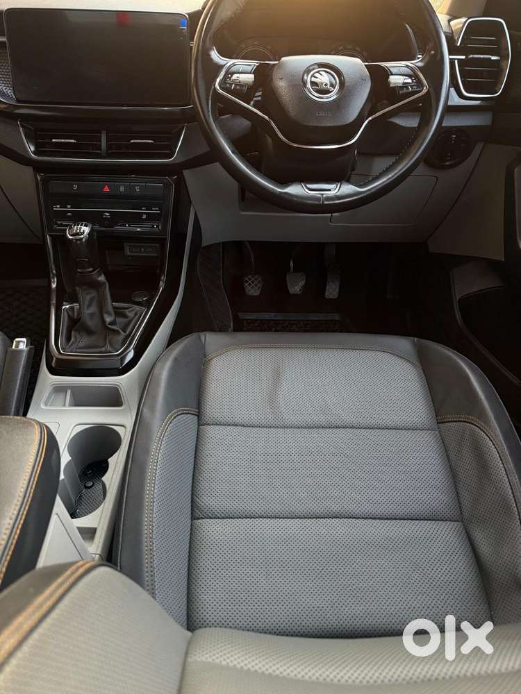Skoda Kushaq 1.0 Tsi Style At, 2022, Petrol