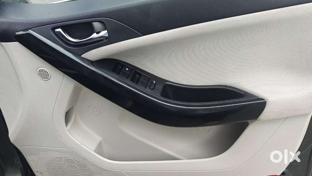 Tata Nexon Amt Xza Plus, 2021, Petrol