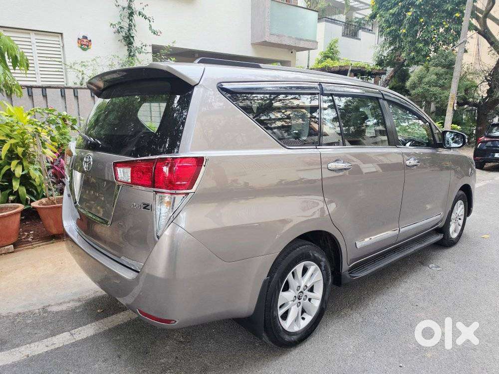 Toyota Innova Crysta 2.8 Z, 2017, Diesel