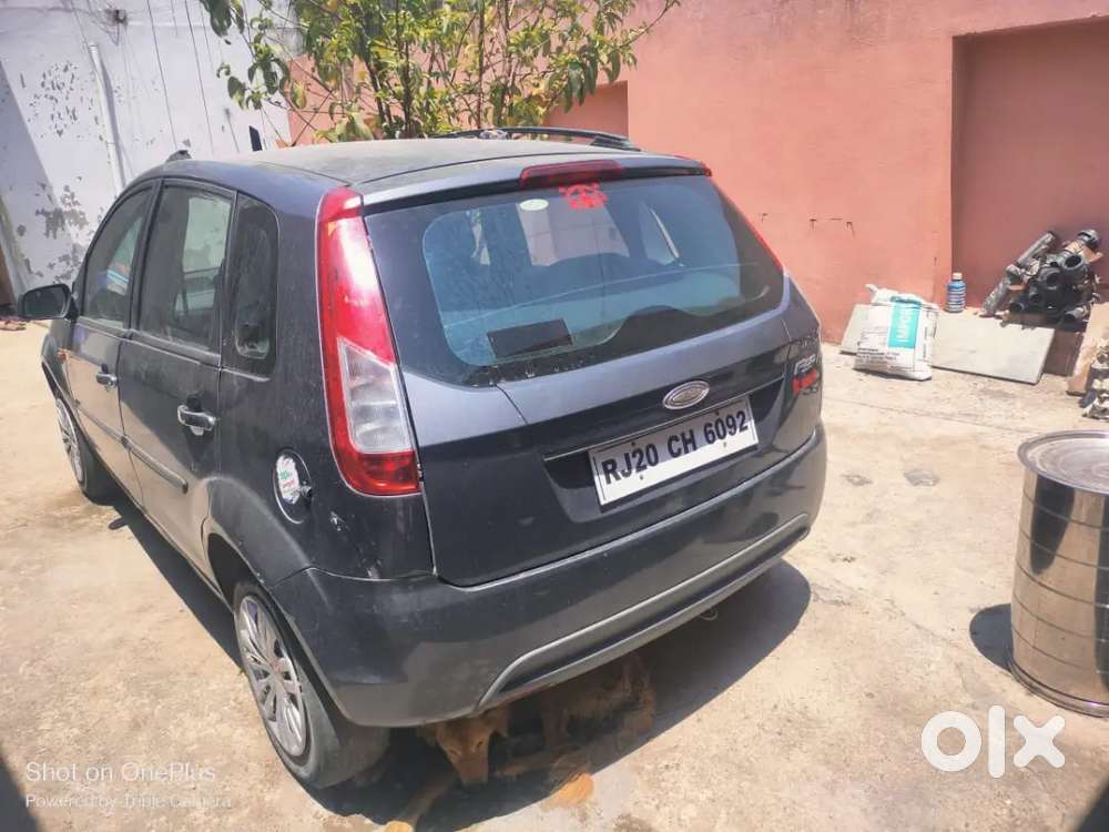 Ford Figo 15 Petrol 75000 Km Driven