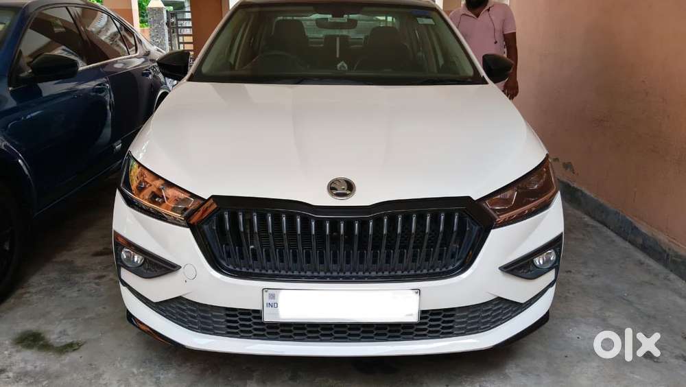 Skoda Slavia 1.0 Ambition Tsi At, 2025, Petrol