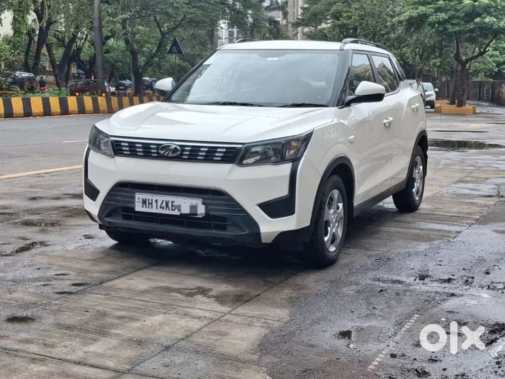Mahindra Xuv300 1.2 W6 Amt Petrol, 2022, Petrol