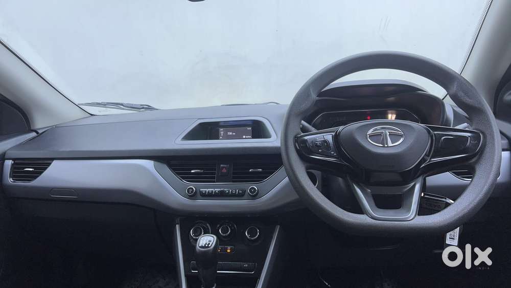 Tata Nexon 1.2 Revotron Xm (s), 2023, Petrol