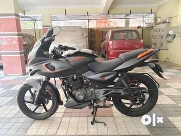 Bajaj pulsar 180 discount new model 2019