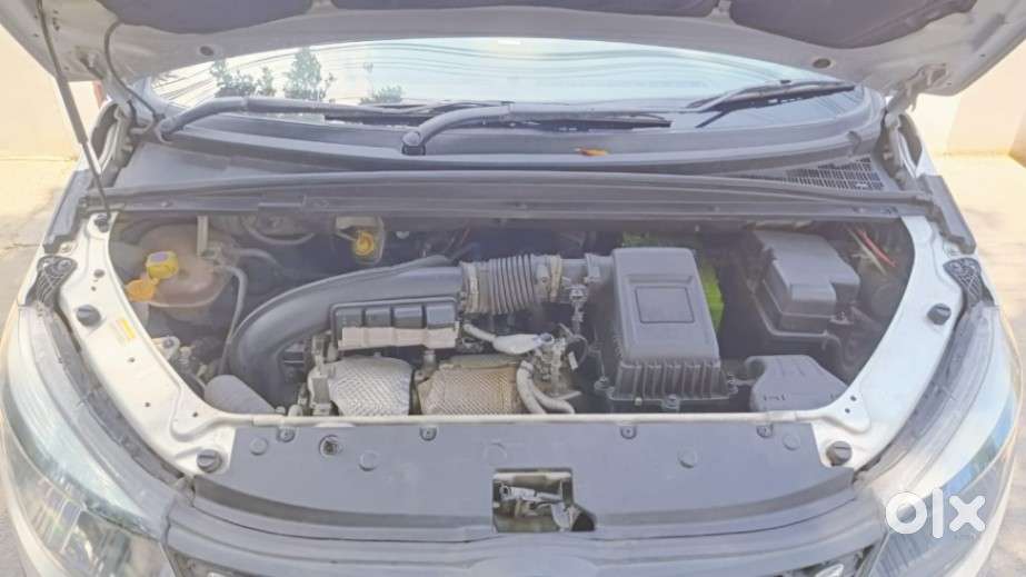 Mahindra Marazzo 1.5 M6 Plus 7 Str, 2022, Diesel