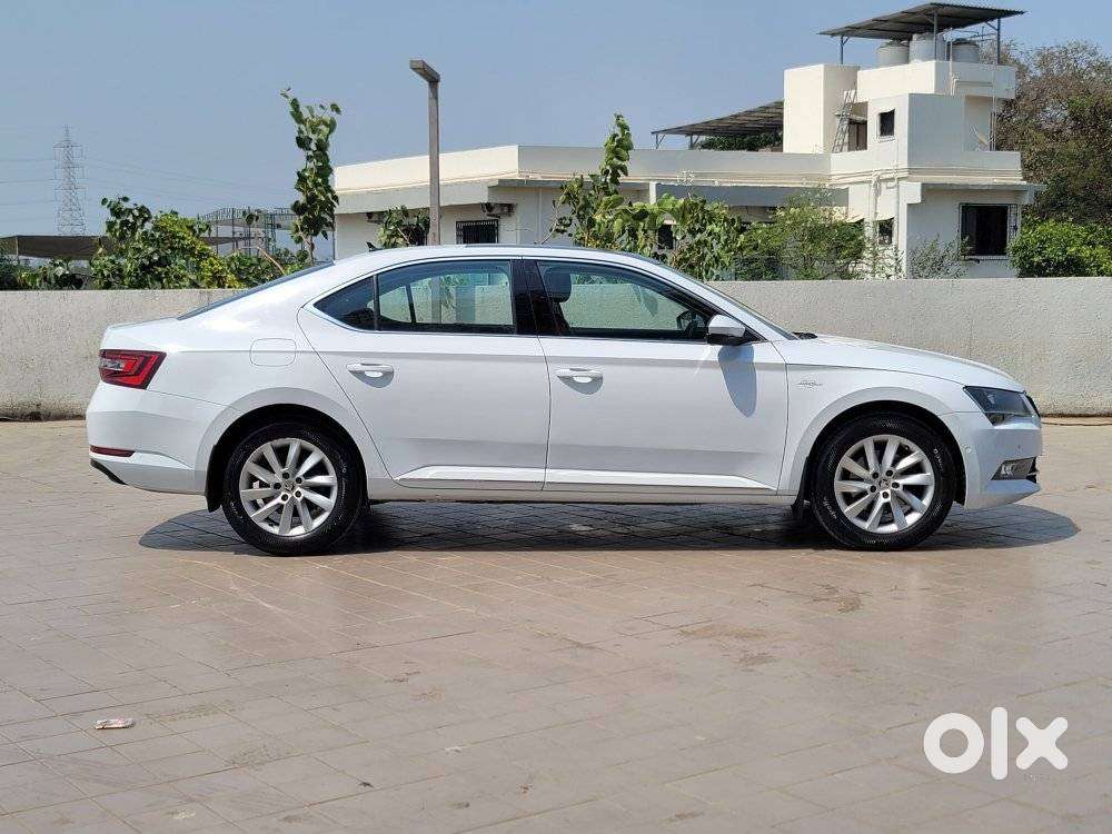 Skoda Superb 2.0 L&k Tsi At, 2019, Petrol