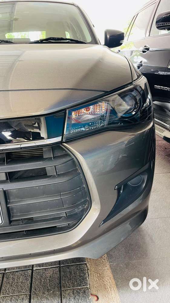 Maruti Suzuki Swift Dzire Vxi Optional, 2025, Petrol