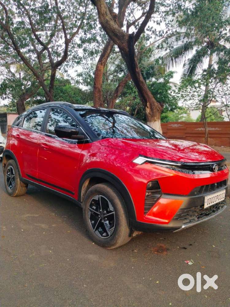 Tata Nexon, 2023, Petrol