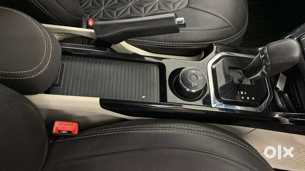 Tata Nexon 1.2 Revotron Xza Plus, 2022, Petrol