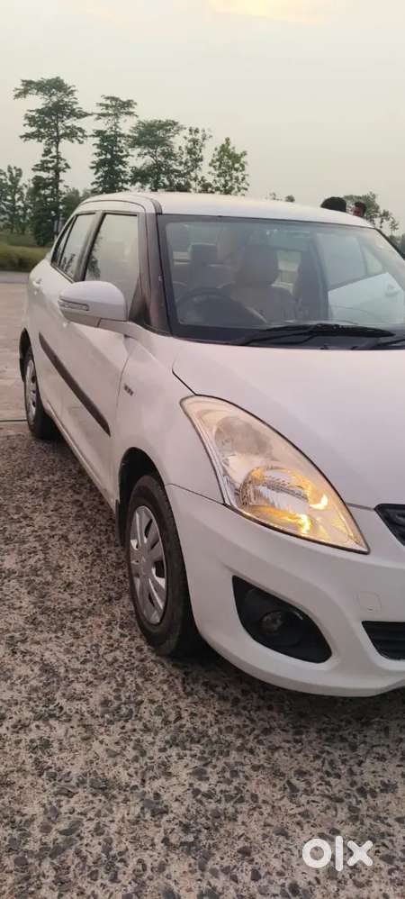 Maruti Suzuki Dzire 2014 Petrol 42000 Km Driven