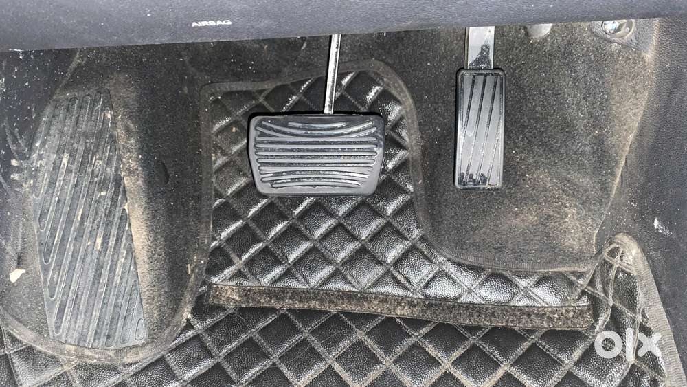 Mahindra Xuv700 2.2 Ax 7 Diesel At Luxury Pack Str, 2021, Diesel