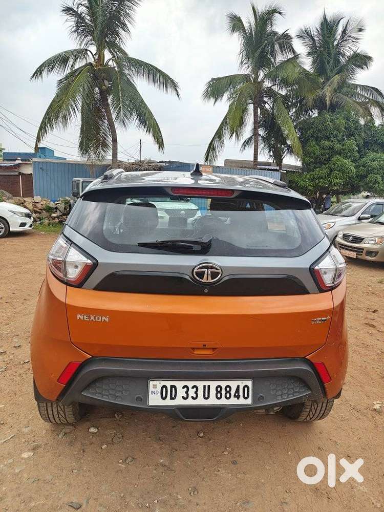 Tata Nexon Amt Xza Plus, 2018, Petrol