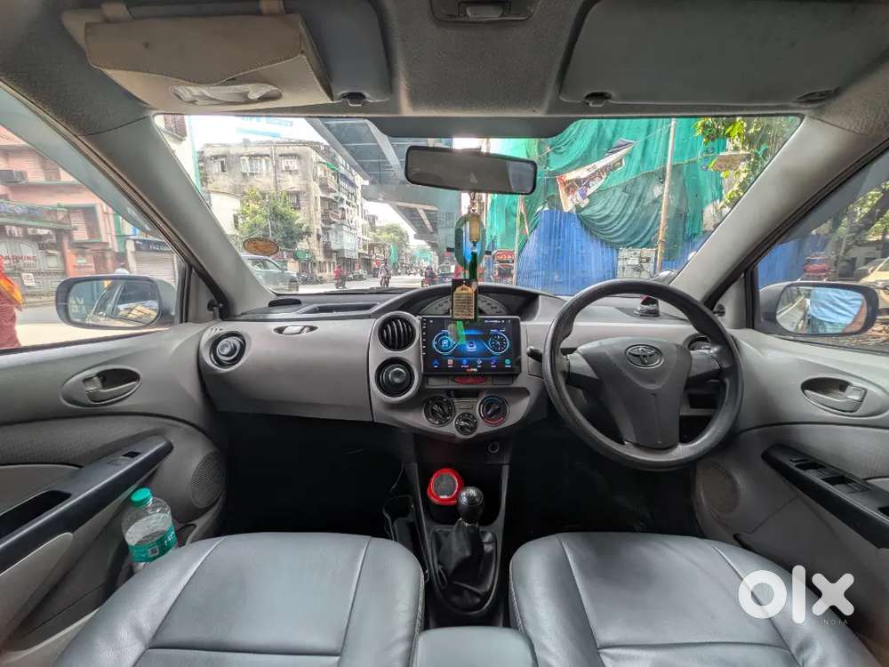 Toyota Etios 1.5g | Infotainment System + Camera + Parking Sensor