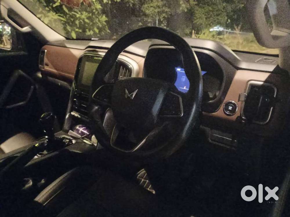 Mahindra Scorpio N Z8 L Petrol Mt 7 Str, 2024, Petrol